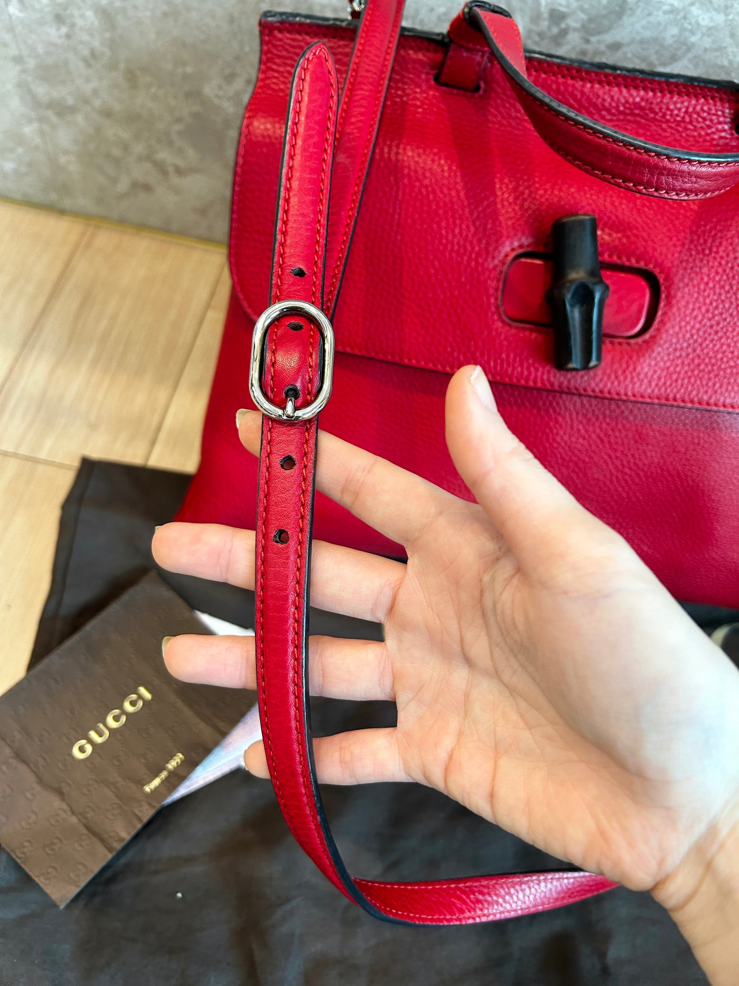 Gucci Red Bamboo Top Handle Leather Crossbody bag