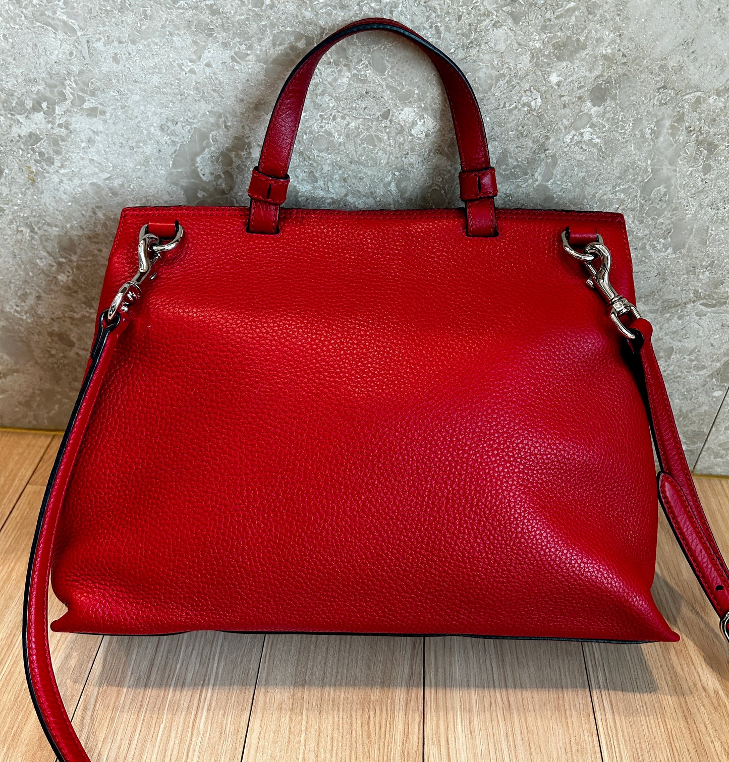 Gucci Red Bamboo Top Handle Leather Crossbody bag