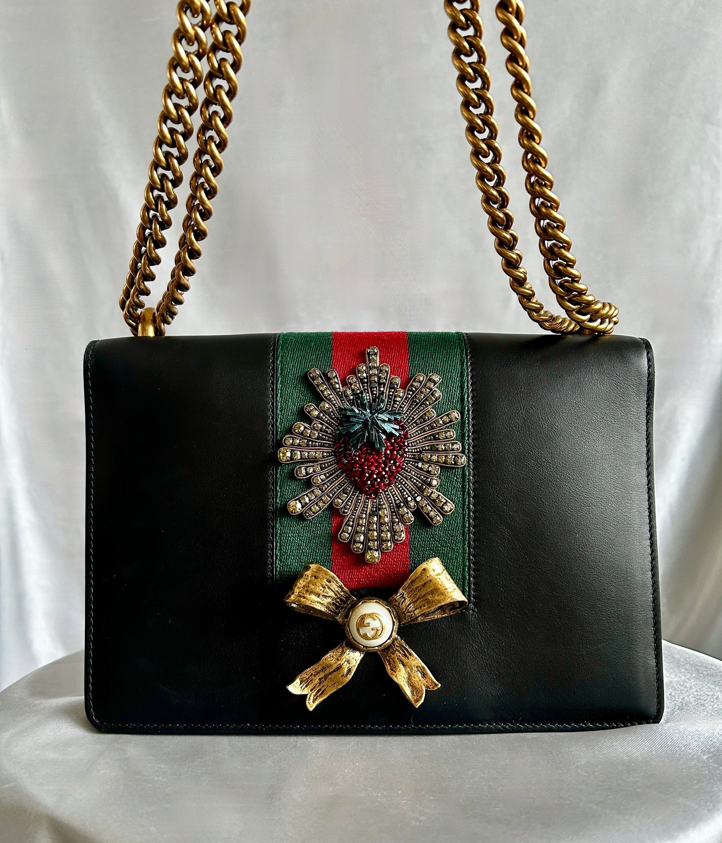 Gucci Peony Medium Chain Crossbody bag