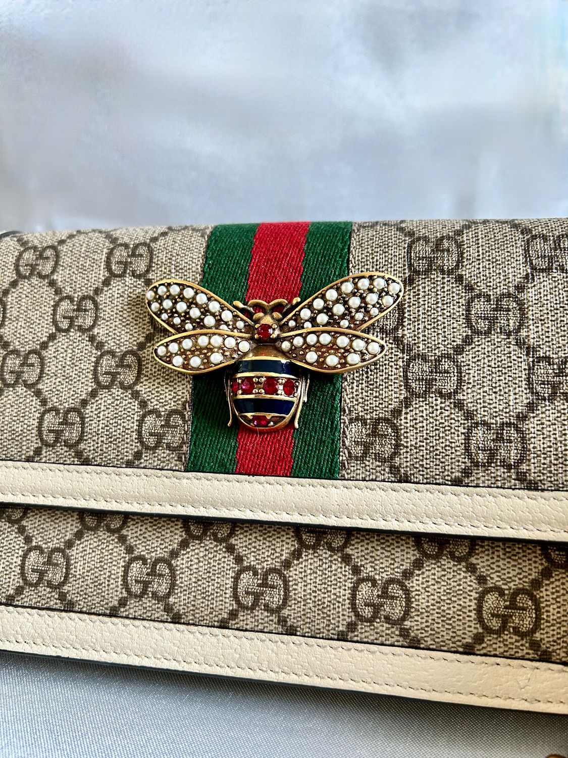 Gucci Queen Margaret chain shoulder sling crossbody bag WOC